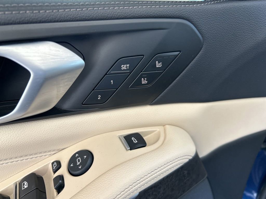 Used 2022 BMW X5 xDrive40i w/ M Sport Package image 49