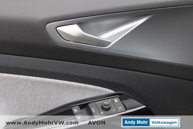New 2025 Volkswagen ID.4 Pro AWD/4WD image 13