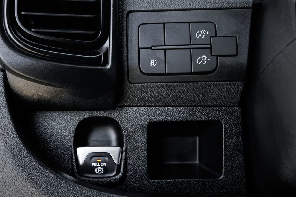 Used 2024 RAM ProMaster 2500 w/ Safety Group FWD image 21