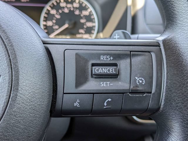 Used 2023 Nissan Rogue S AWD/4WD image 25