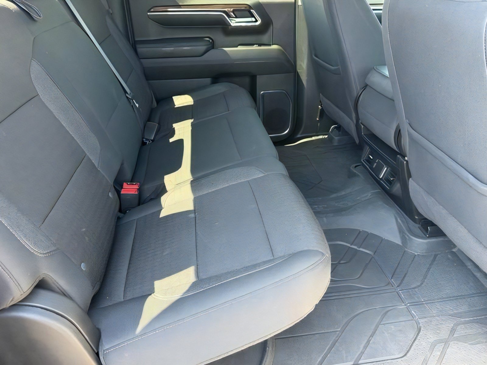 Used 2024 Chevrolet Silverado 1500 LT AWD/4WD image 14