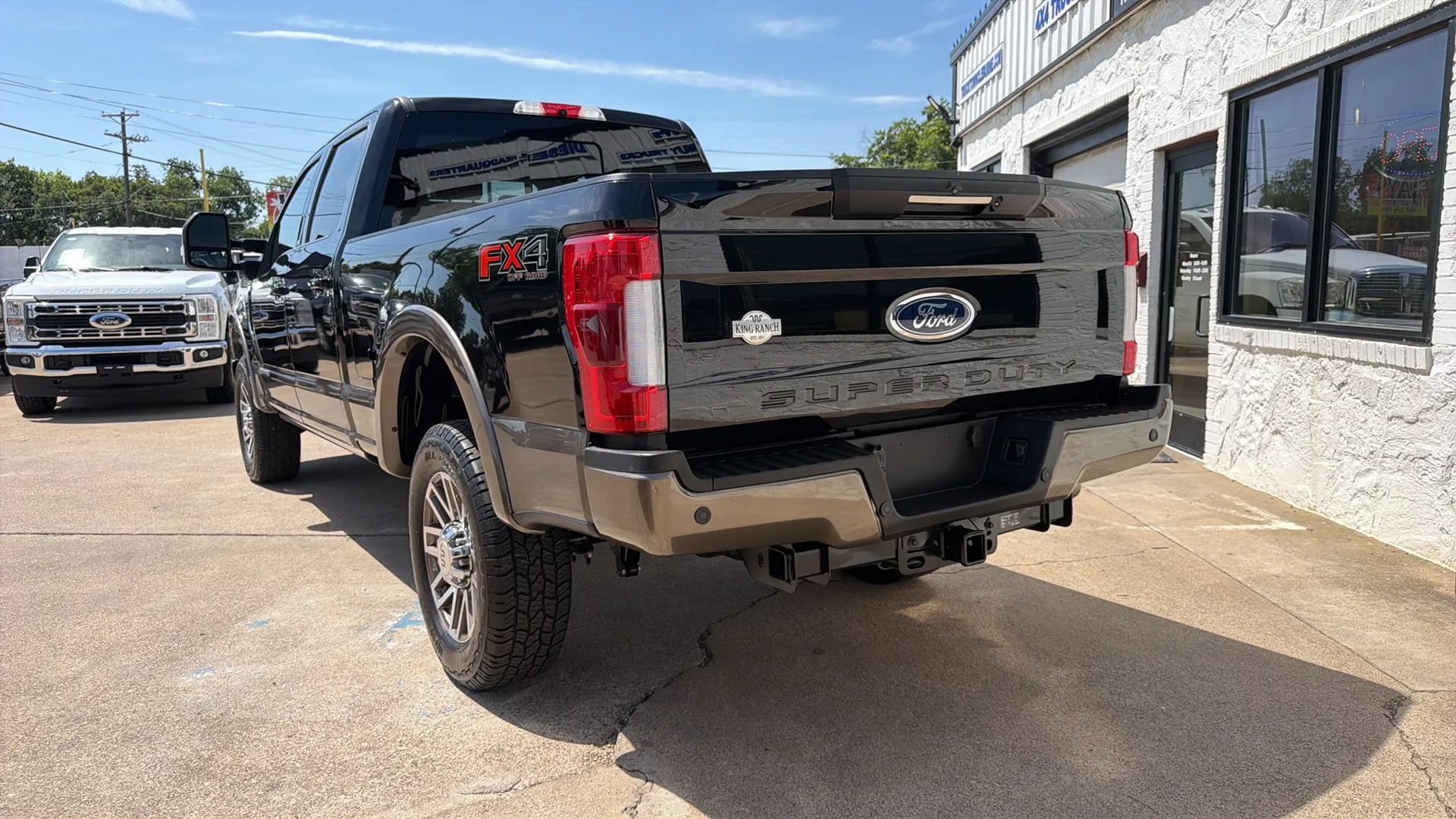 Used 2019 Ford F250 King Ranch w/ King Ranch Ultimate Package AWD/4WD image 2