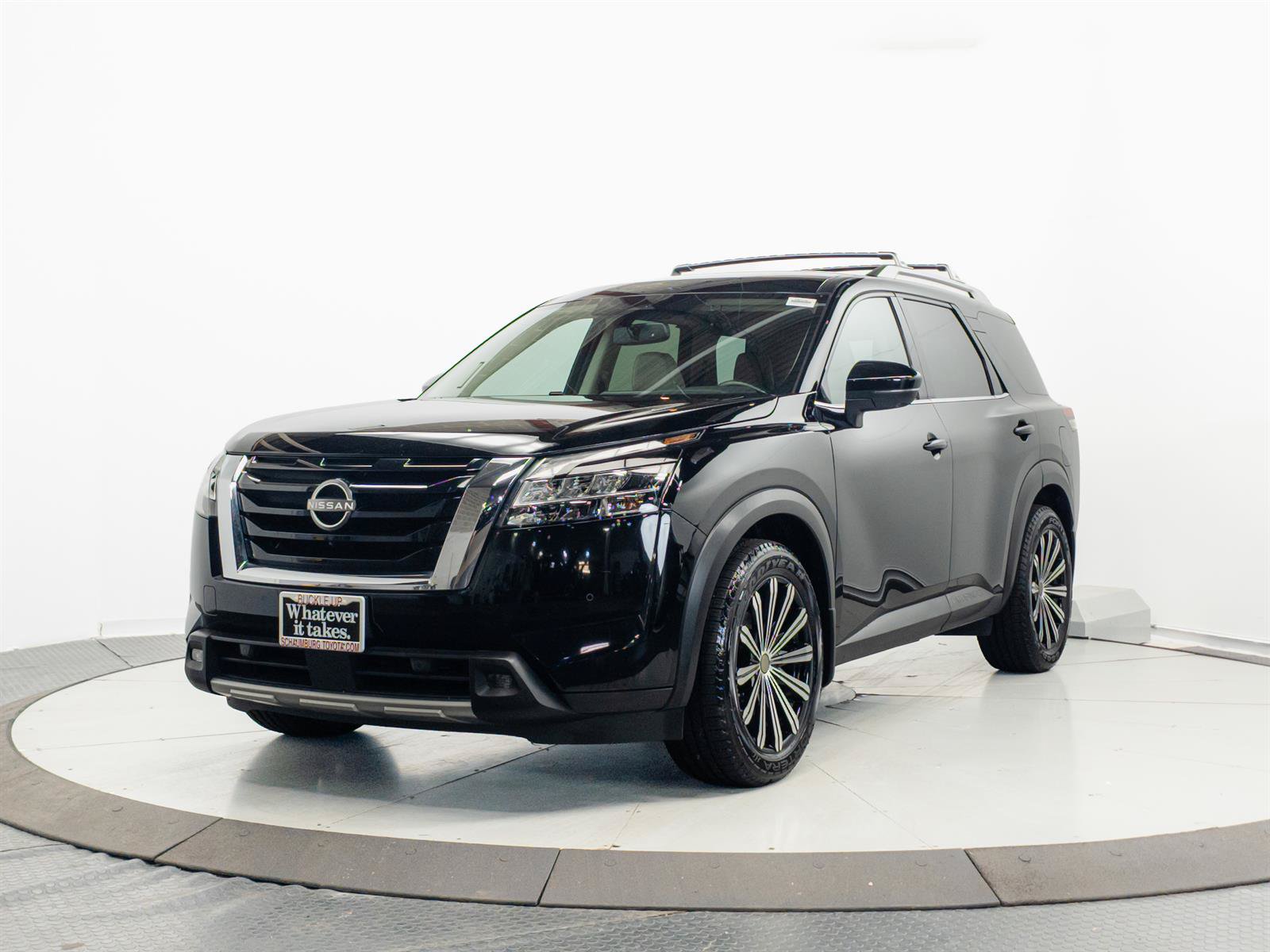Used 2022 Nissan Pathfinder SL AWD/4WD image 3