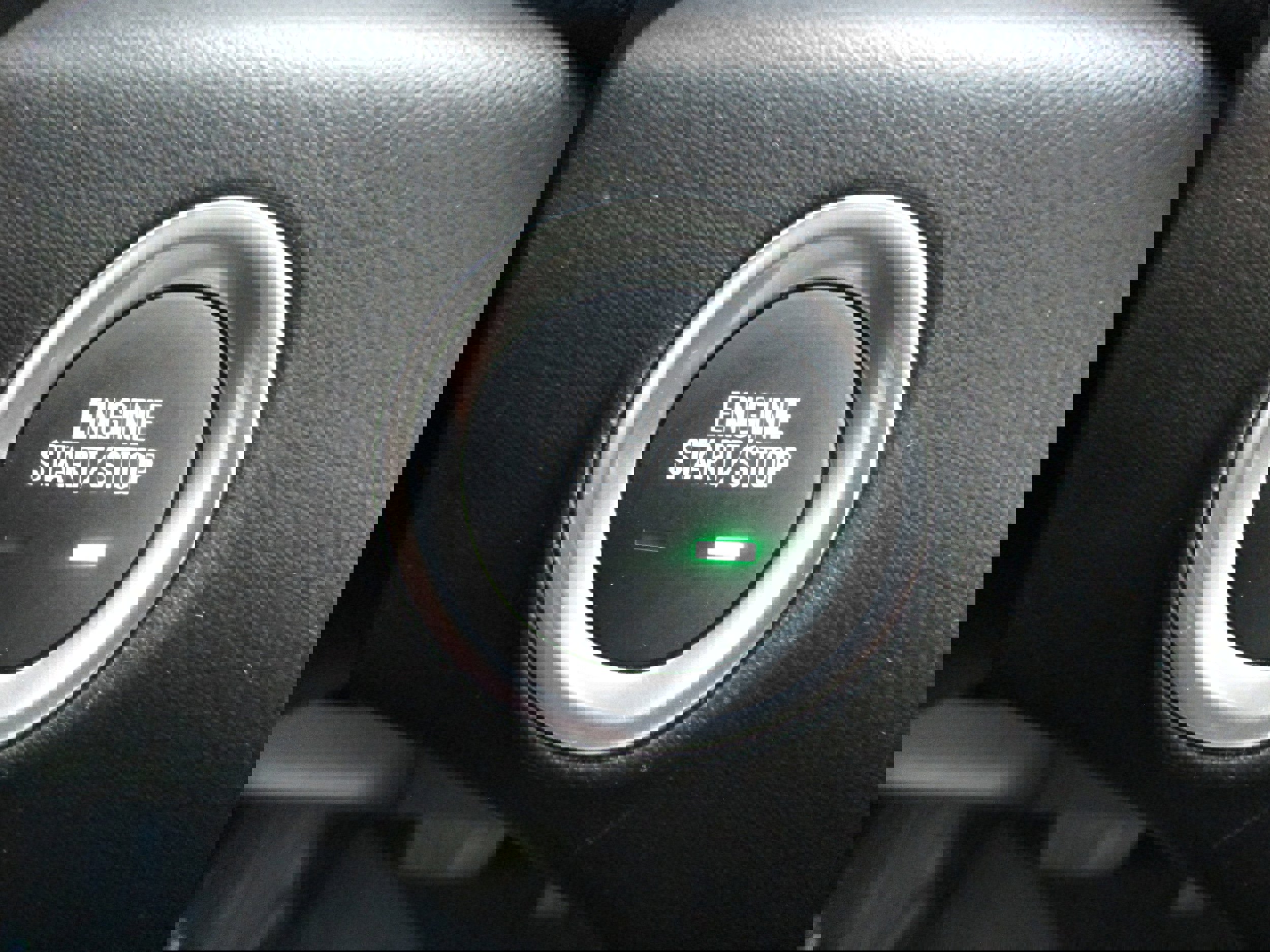 Used 2024 GMC Terrain SLT image 18