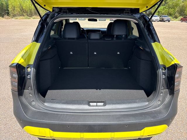 Certified 2025 Nissan Kicks SR AWD/4WD image 15