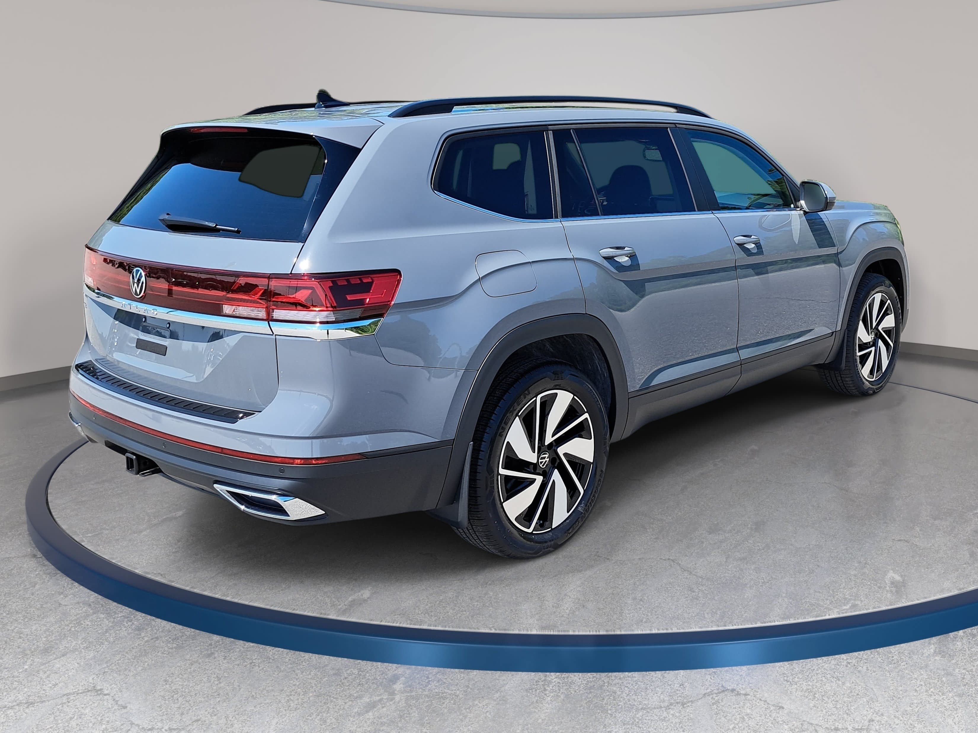 New 2026 Volkswagen Atlas SE FWD image 5