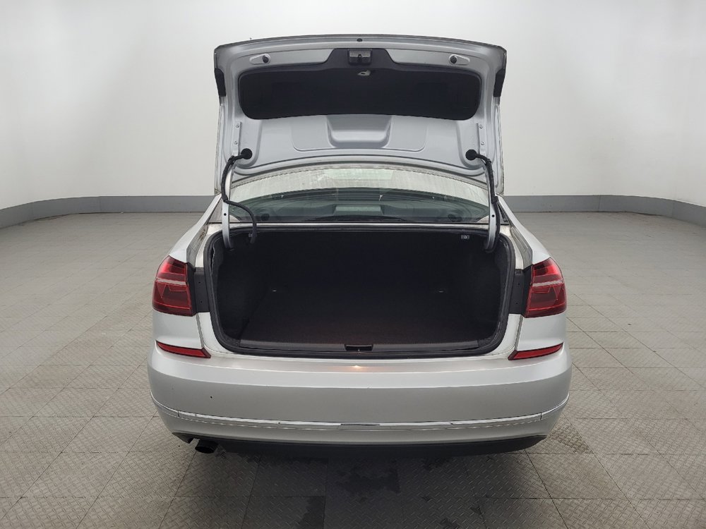 Used 2017 Volkswagen Passat 1.8T S FWD image 29