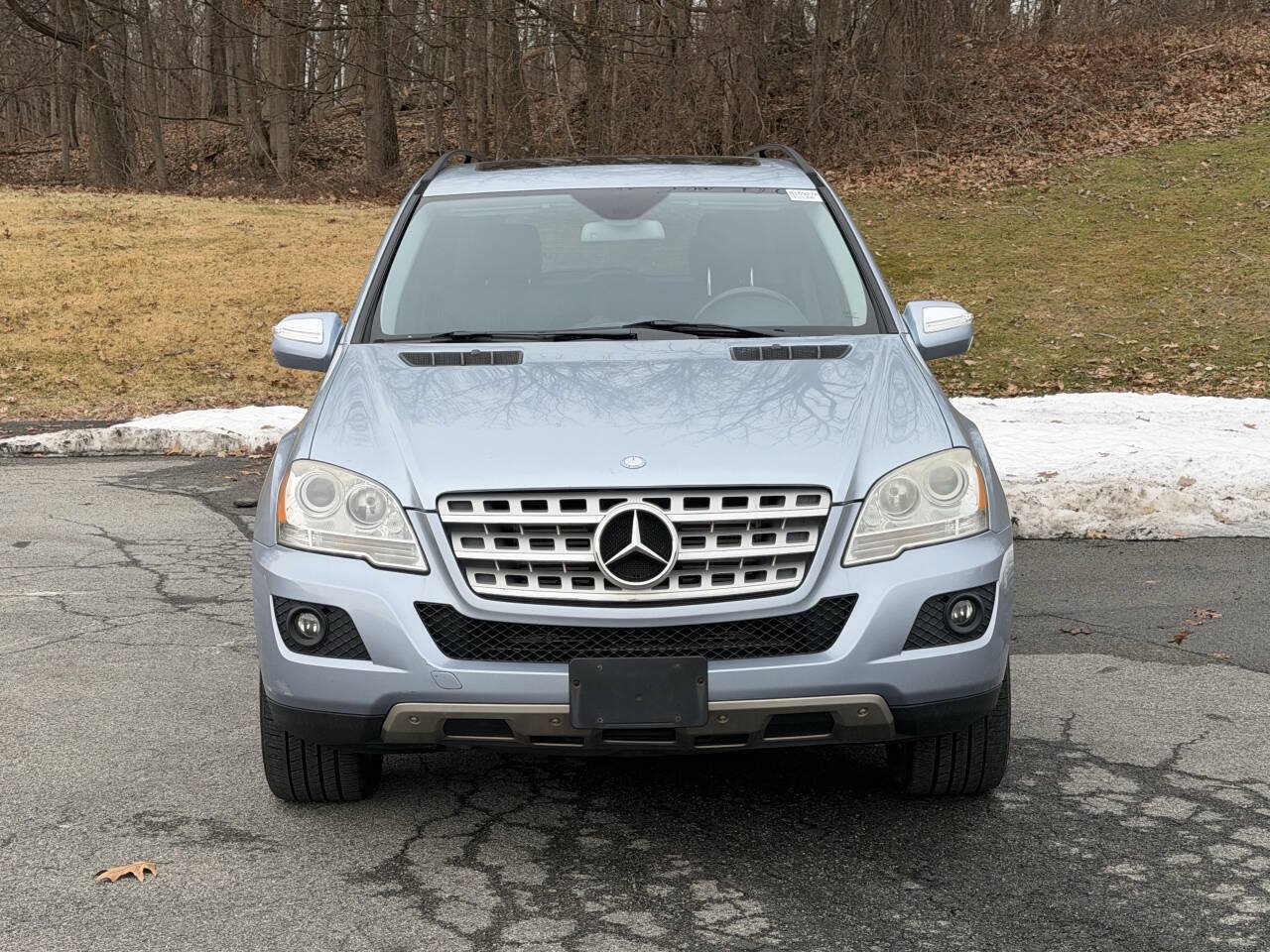 Used 2010 Mercedes-Benz ML 350 BlueTEC 4MATIC image 3