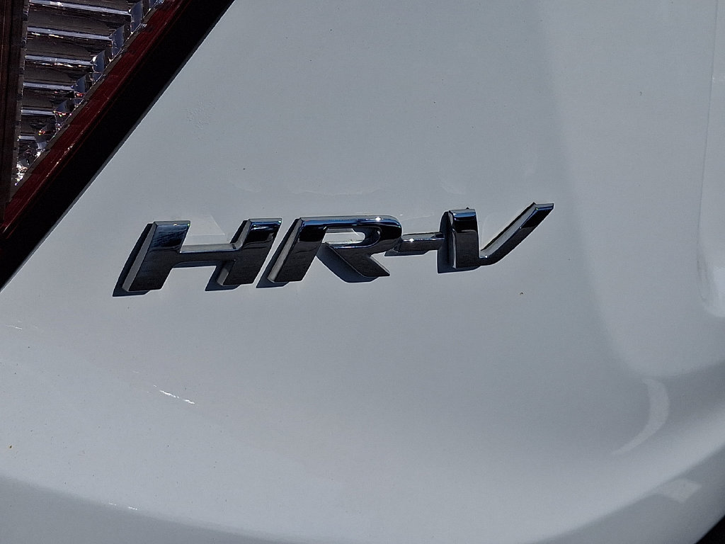 Used 2016 Honda HR-V EX image 32