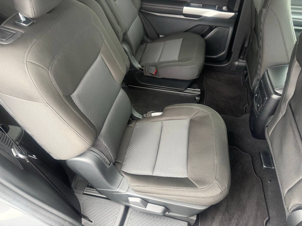 Certified 2024 Ford Explorer XLT AWD/4WD image 50