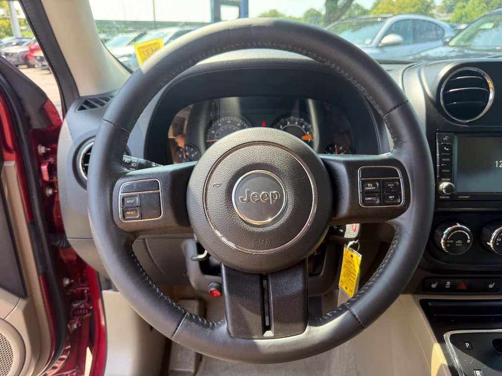 Used 2016 Jeep Patriot High Altitude AWD/4WD image 13