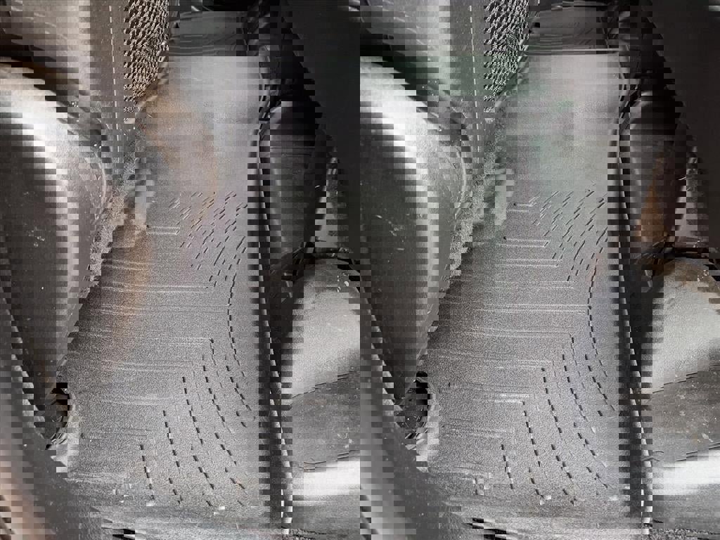 Certified 2022 Jeep Grand Cherokee Limited image 28