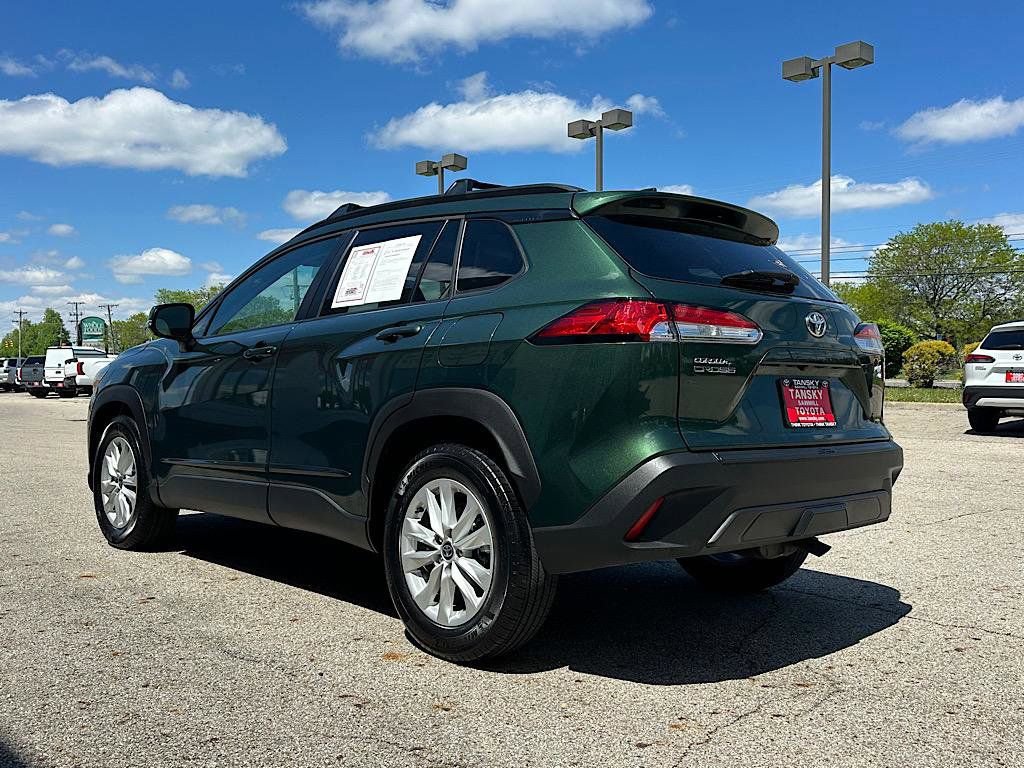 Certified 2023 Toyota Corolla Cross LE image 3