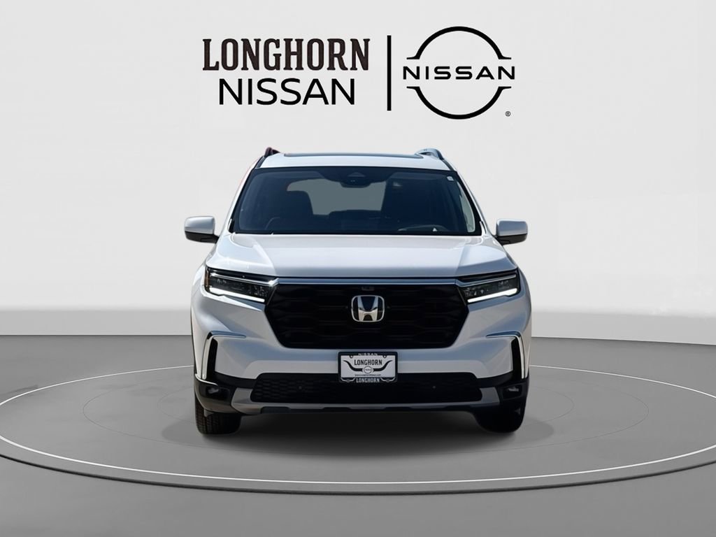 Used 2025 Honda Pilot Elite image 2