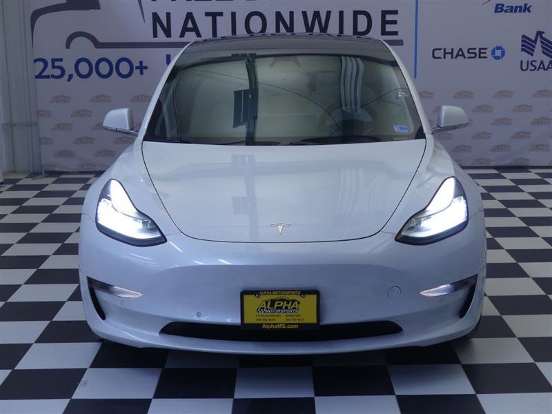 Used 2020 Tesla Model 3 Performance image 2
