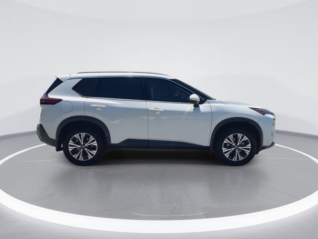 Used 2021 Nissan Rogue SV w/ Premium Package FWD image 9