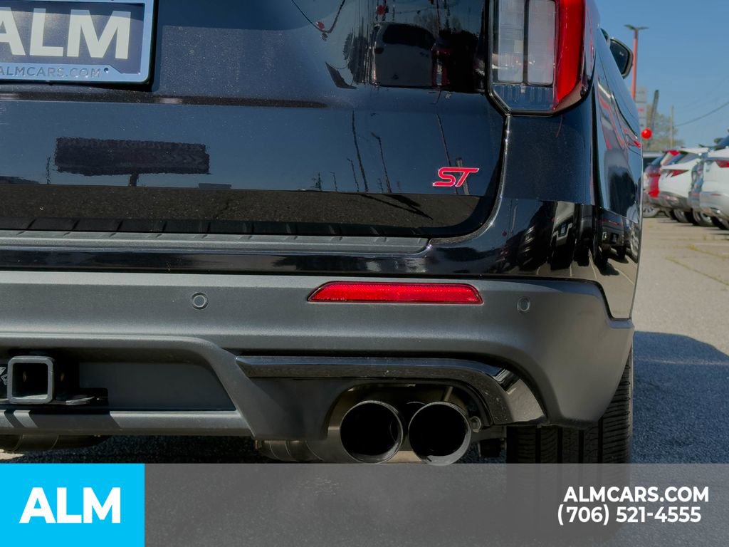 Used 2025 Ford Explorer ST image 6