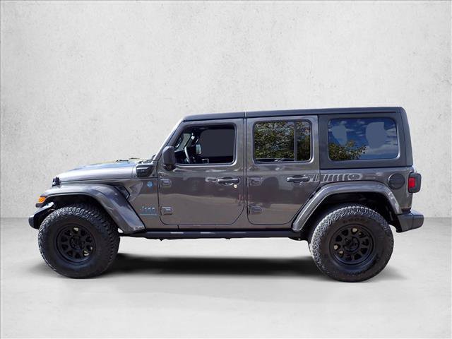 Used 2024 Jeep Wrangler Unlimited w/ Convenience Group AWD/4WD image 2