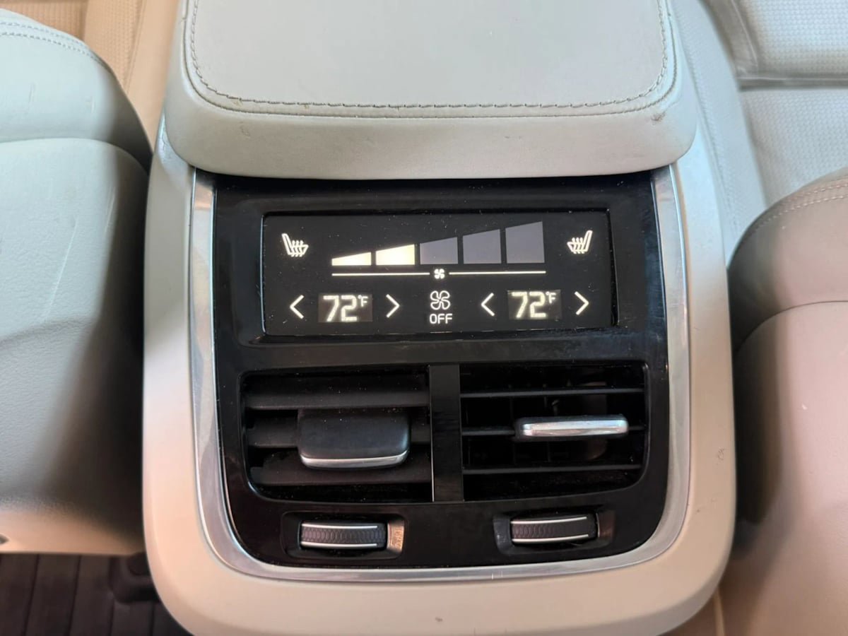 Used 2017 Volvo XC90 T6 Inscription w/ Vision Package AWD/4WD image 49