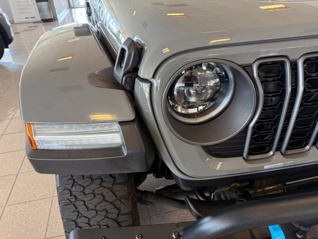 Used 2023 Jeep Wrangler Unlimited Rubicon 4xe AWD/4WD image 10