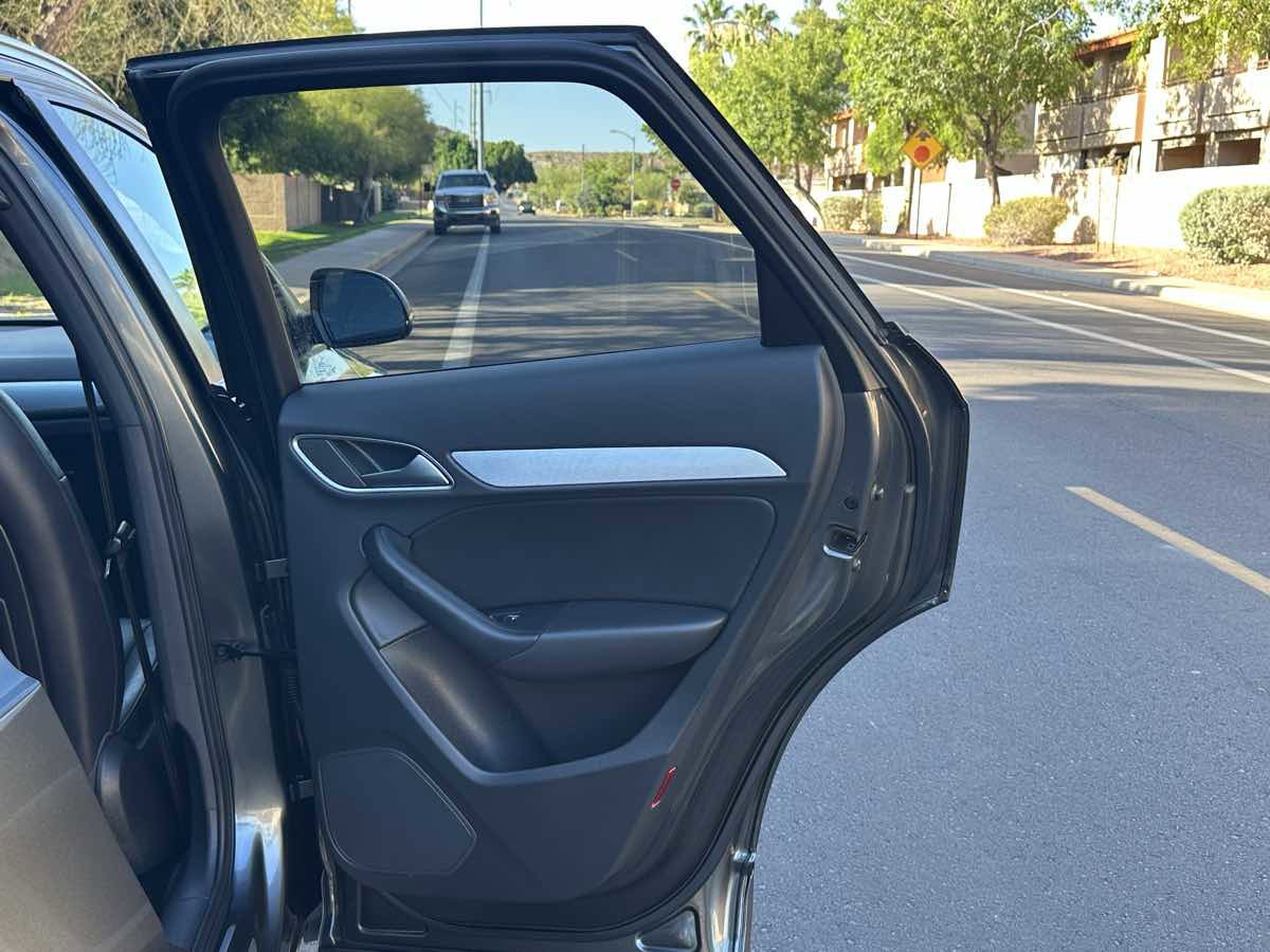 Used 2018 Audi Q3 2.0T Premium w/ Convenience Package FWD image 44
