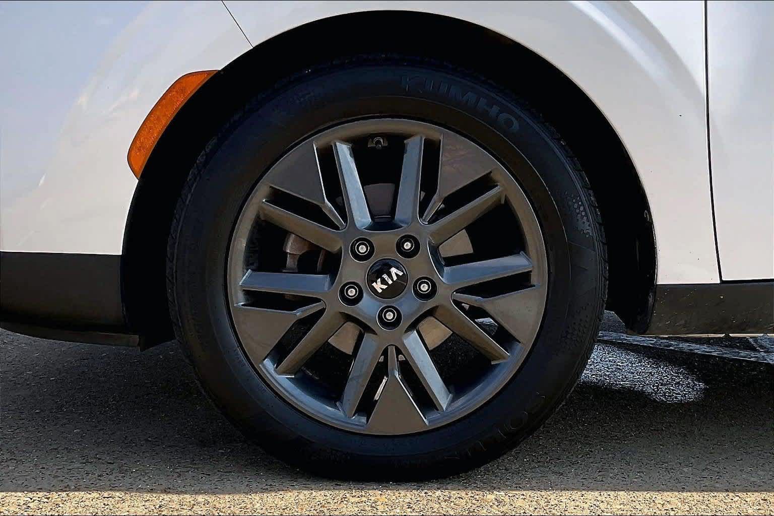 Certified 2021 Kia Soul EX FWD image 8