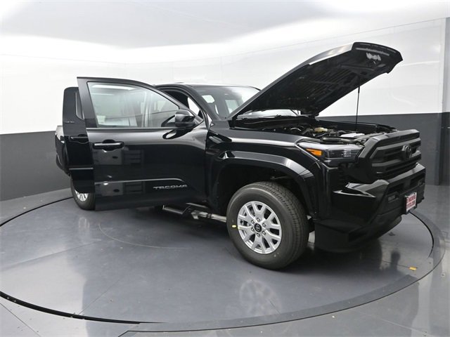 New 2025 Toyota Tacoma SR5 image 35