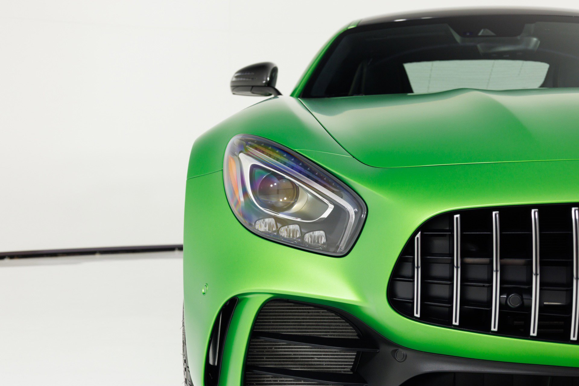 Used 2018 Mercedes-Benz AMG GT R image 54