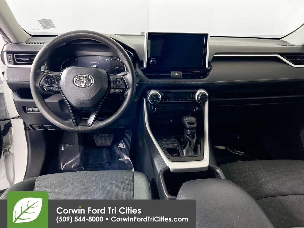 Used 2023 Toyota RAV4 XLE image 25
