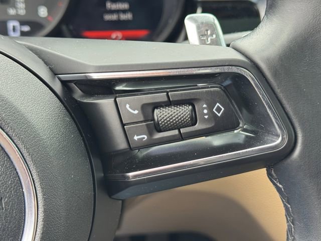 Used 2022 Porsche Macan image 28