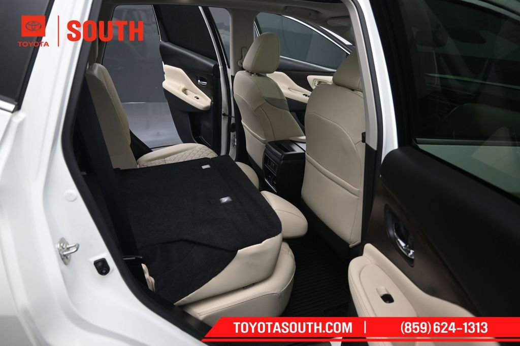 Used 2021 Nissan Murano Platinum w/ Cargo Package AWD/4WD image 30