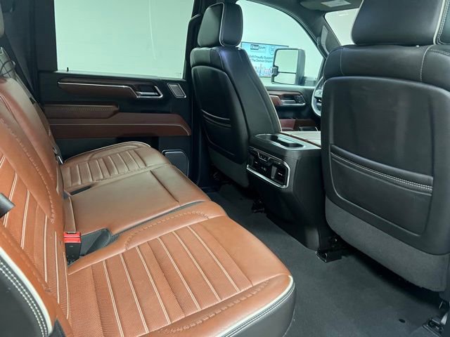 Used 2024 GMC Sierra 3500 Denali Ultimate image 50