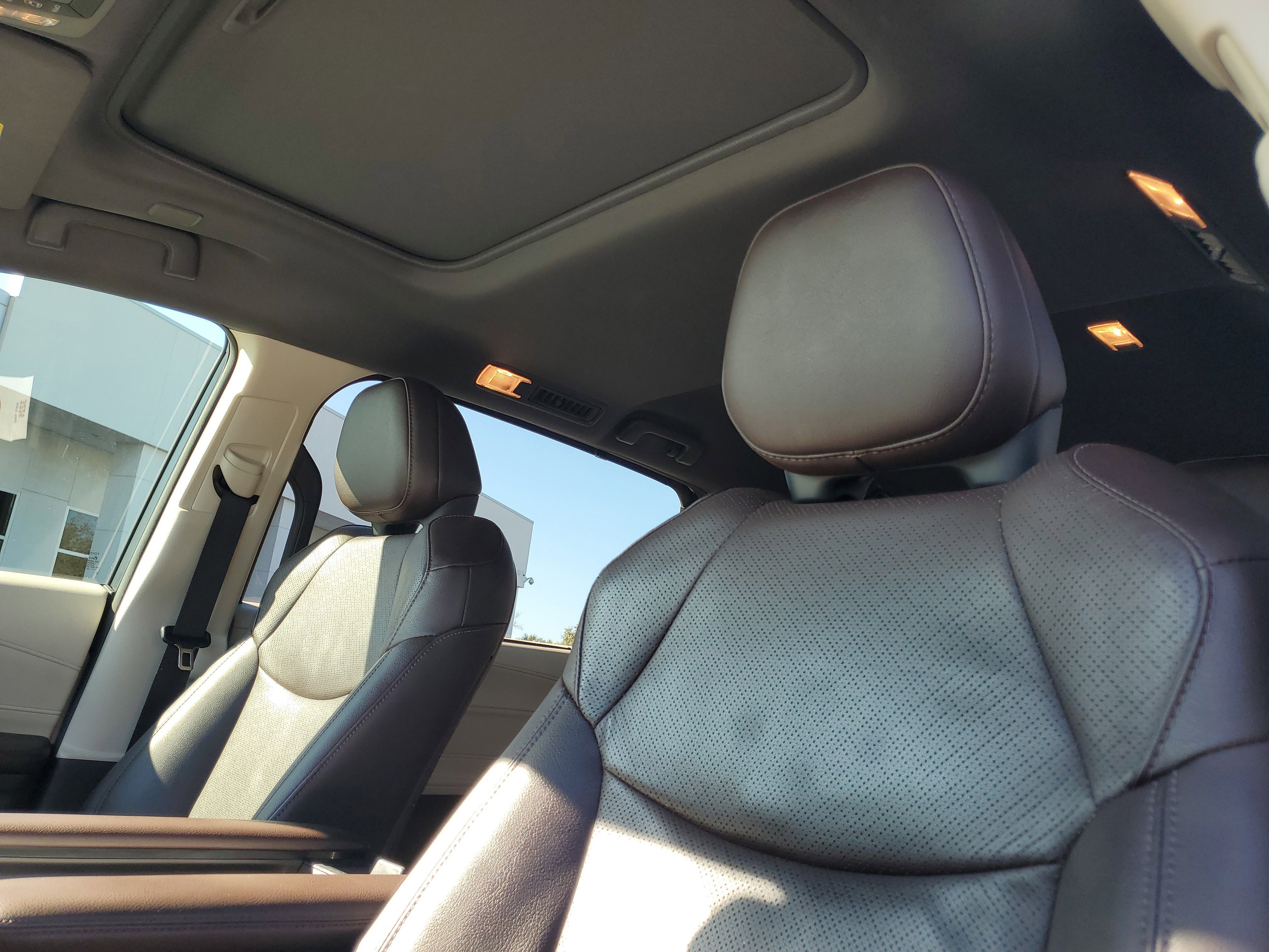 Used 2022 Toyota Sienna Platinum image 22