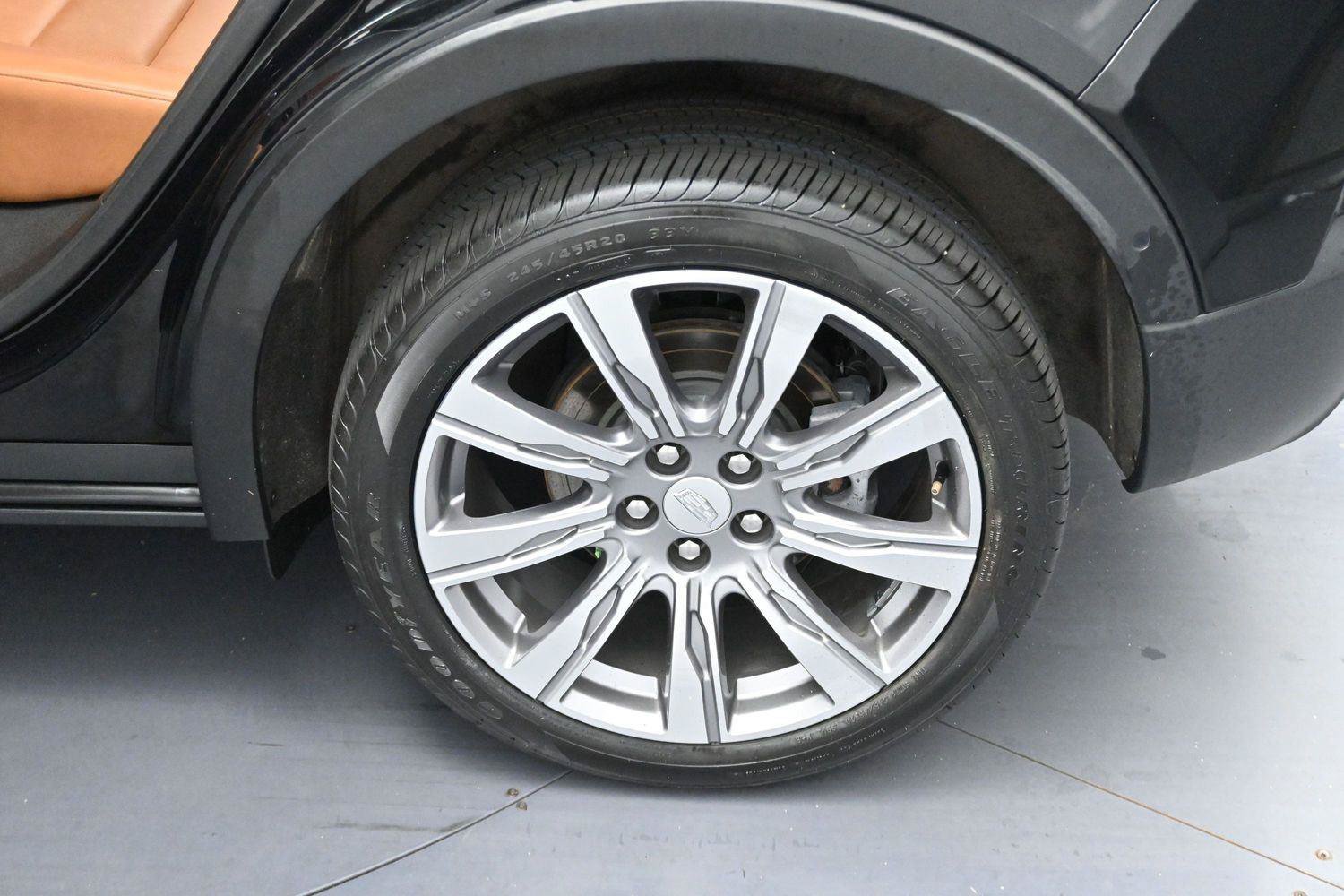 Certified 2022 Cadillac XT4 Premium Luxury w/ Enhanced Visibility Package AWD/4WD image 33