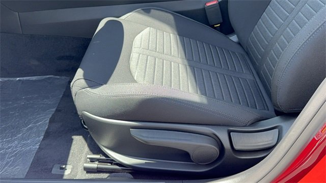 New 2025 Kia K5 LXS image 34