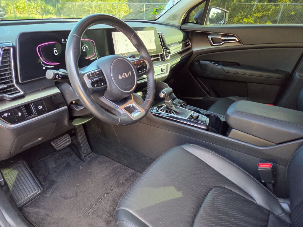 Used 2024 Kia Sportage EX FWD image 26