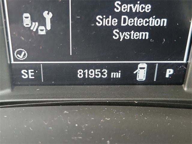 Used 2018 Chevrolet Equinox LT image 16