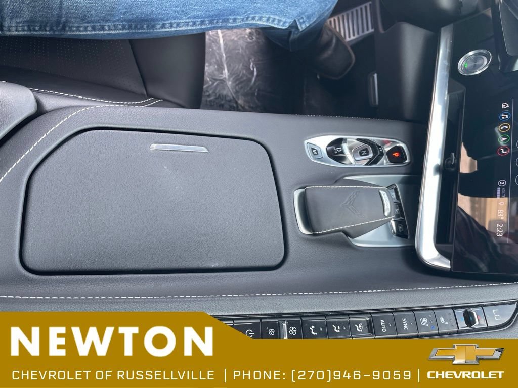 Used 2022 Chevrolet Corvette Stingray Preferred Conv w/ Battery Protection Package RWD image 12