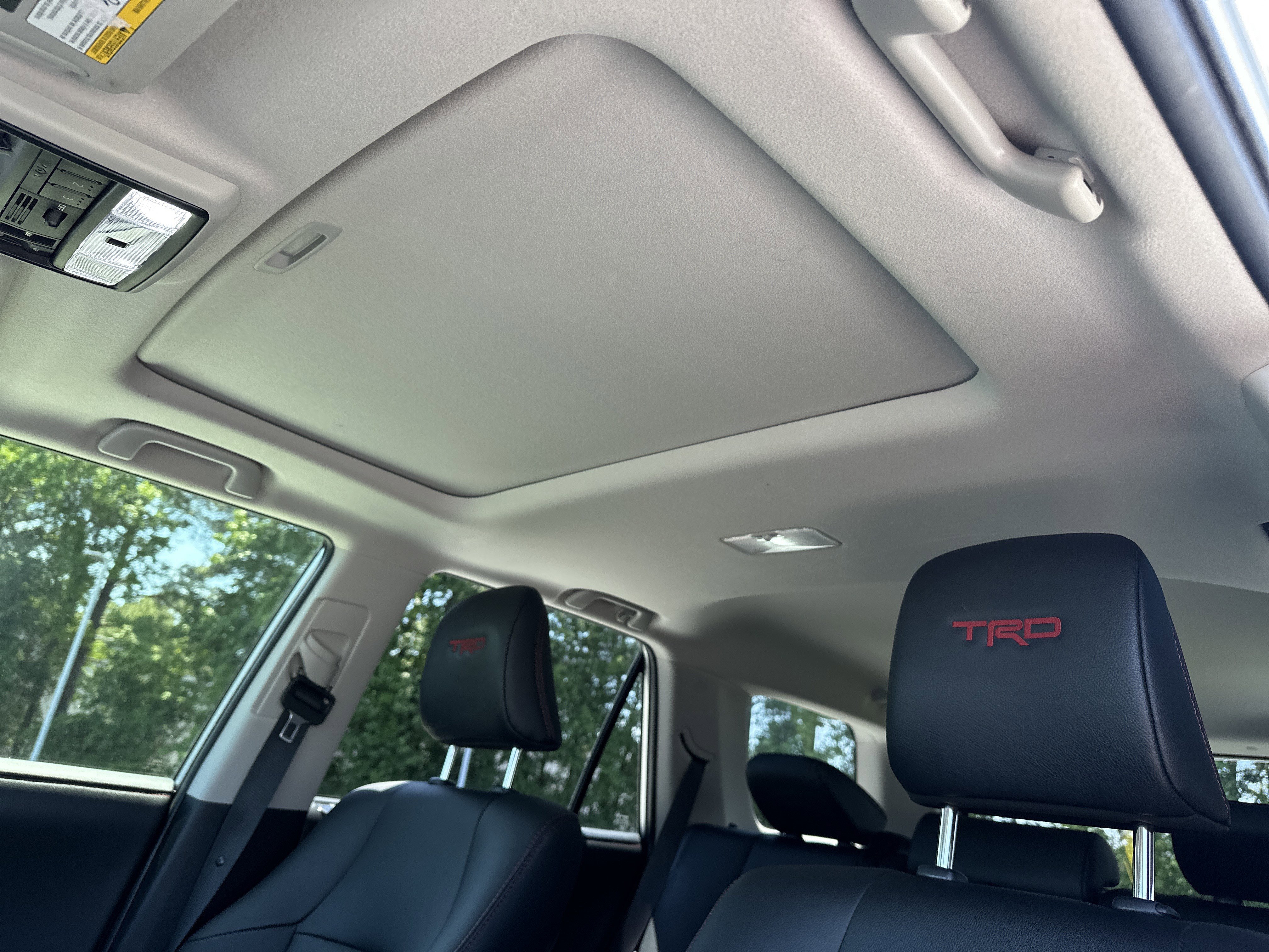 Certified 2024 Toyota 4Runner TRD Off-Road Premium w/ Moonroof Package AWD/4WD image 28