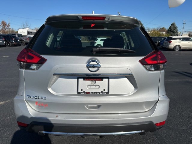 Used 2018 Nissan Rogue S image 6