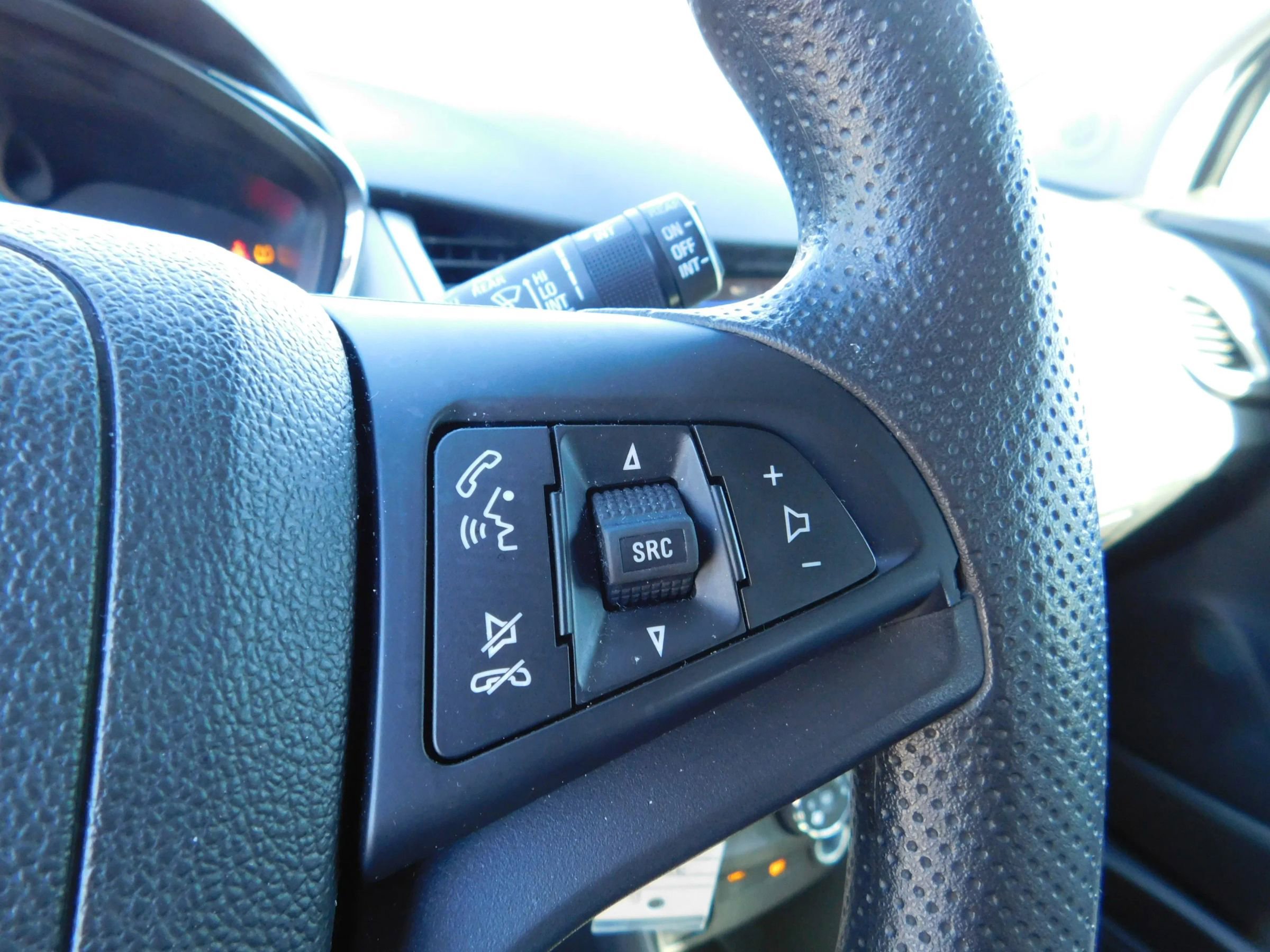 Used 2018 Chevrolet Trax LS image 18