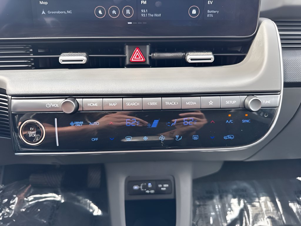 Used 2025 Hyundai Ioniq 5 SE RWD image 20