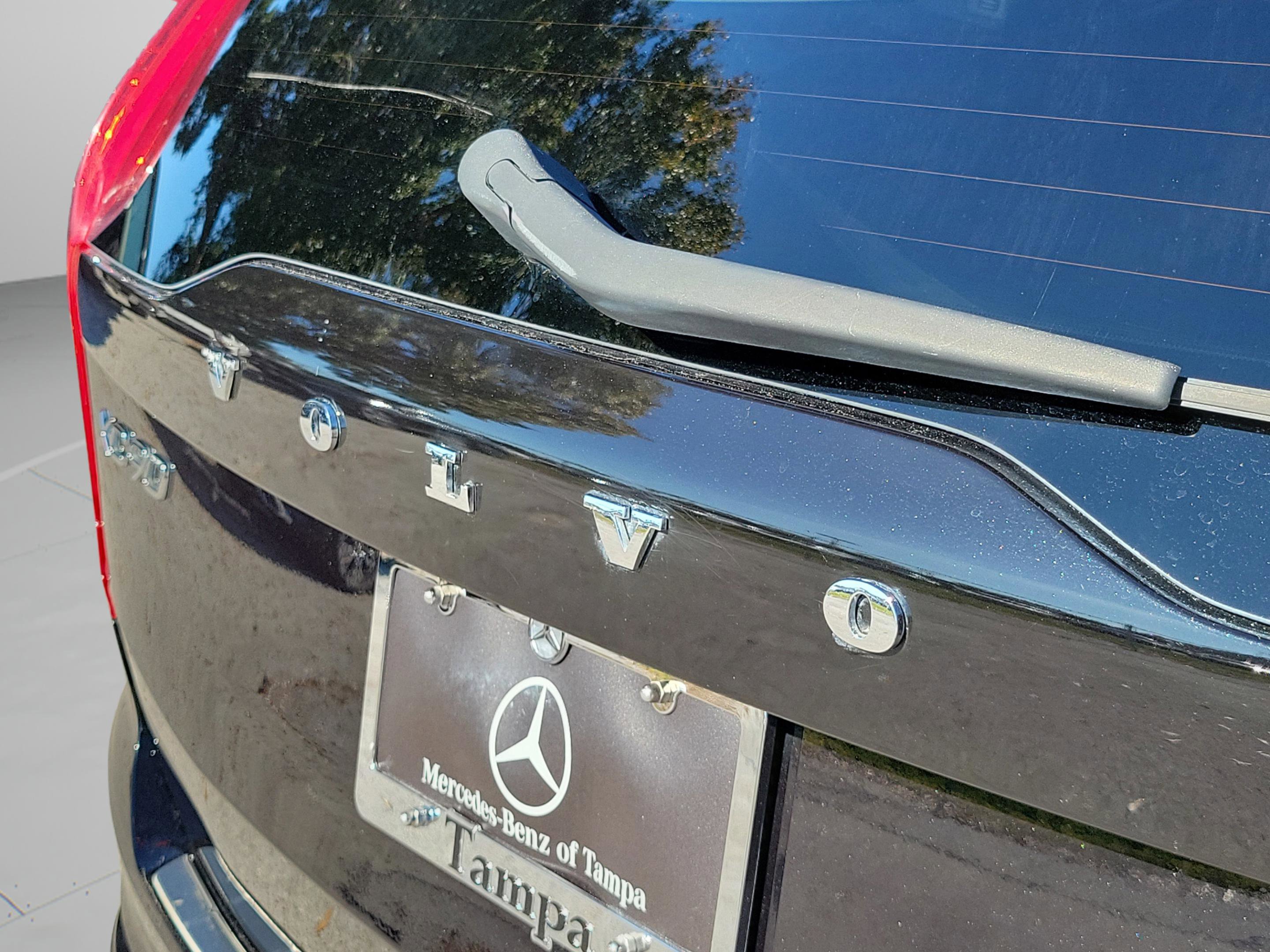 Used 2019 Volvo XC90 T6 Momentum w/ Protection Package Premier image 7