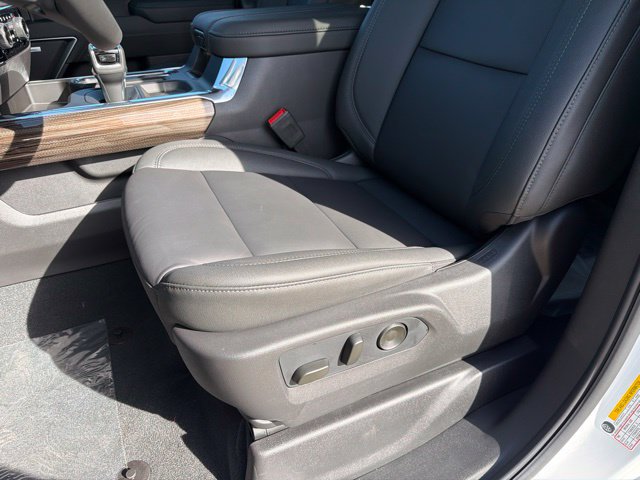 New 2026 Chevrolet Silverado 1500 RST w/ Convenience Package II AWD/4WD image 11
