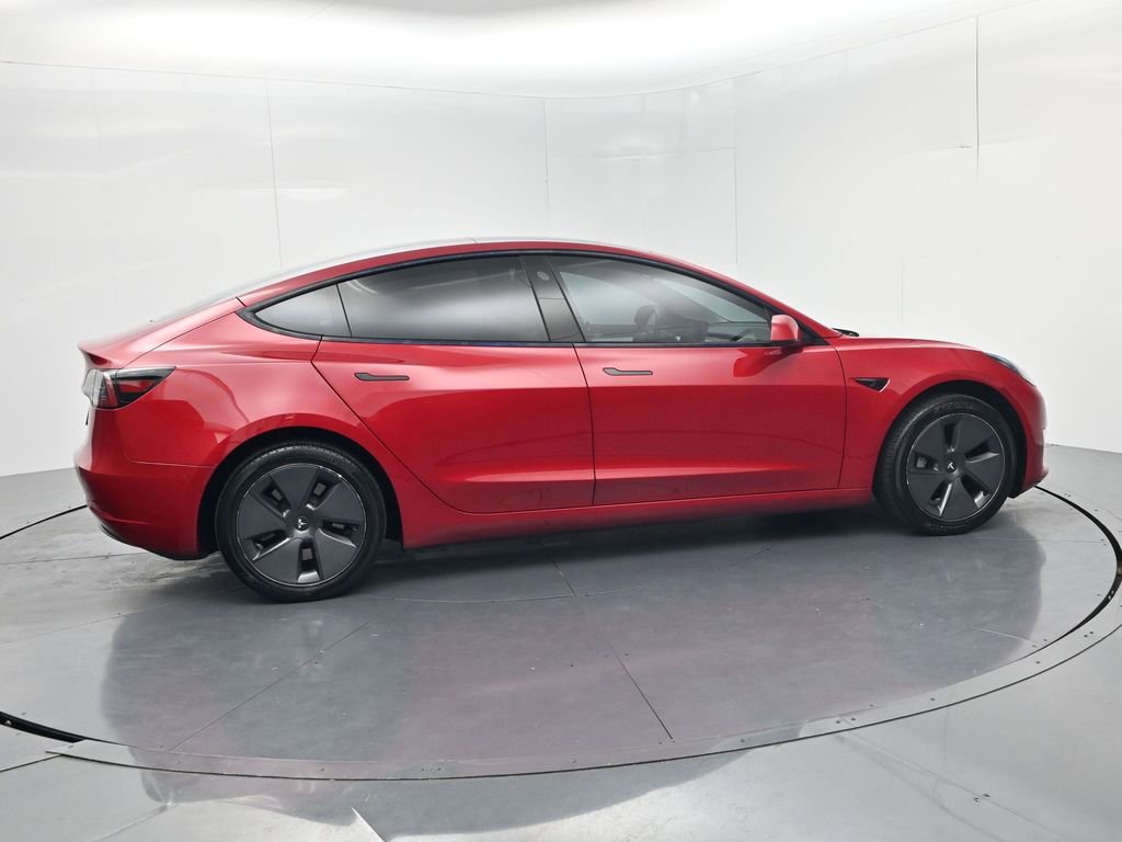 Used 2023 Tesla Model 3 Standard Range image 8