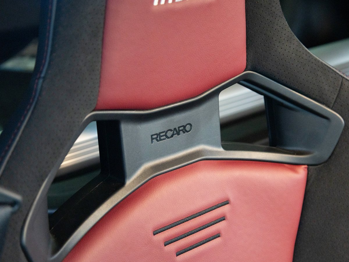 Used 2024 Nissan Z NISMO w/ Floor Mat Package image 28