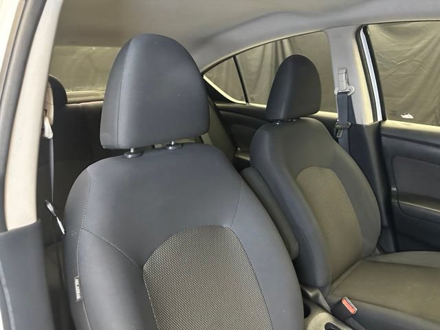 Used 2013 Nissan Versa SV FWD image 16