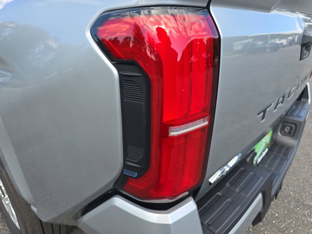 Used 2025 Toyota Tacoma SR5 image 35