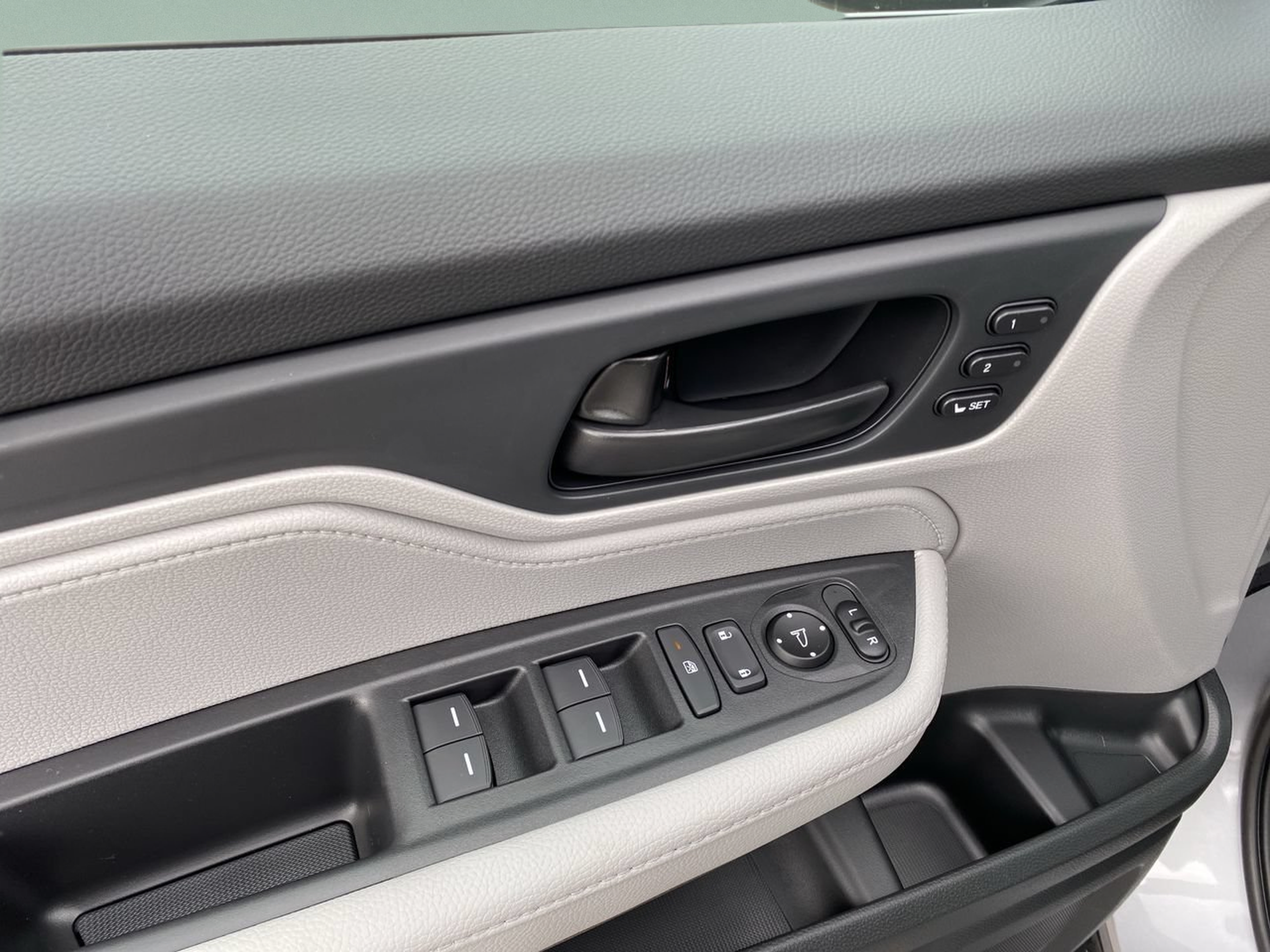 Used 2021 Honda Odyssey EX-L image 18