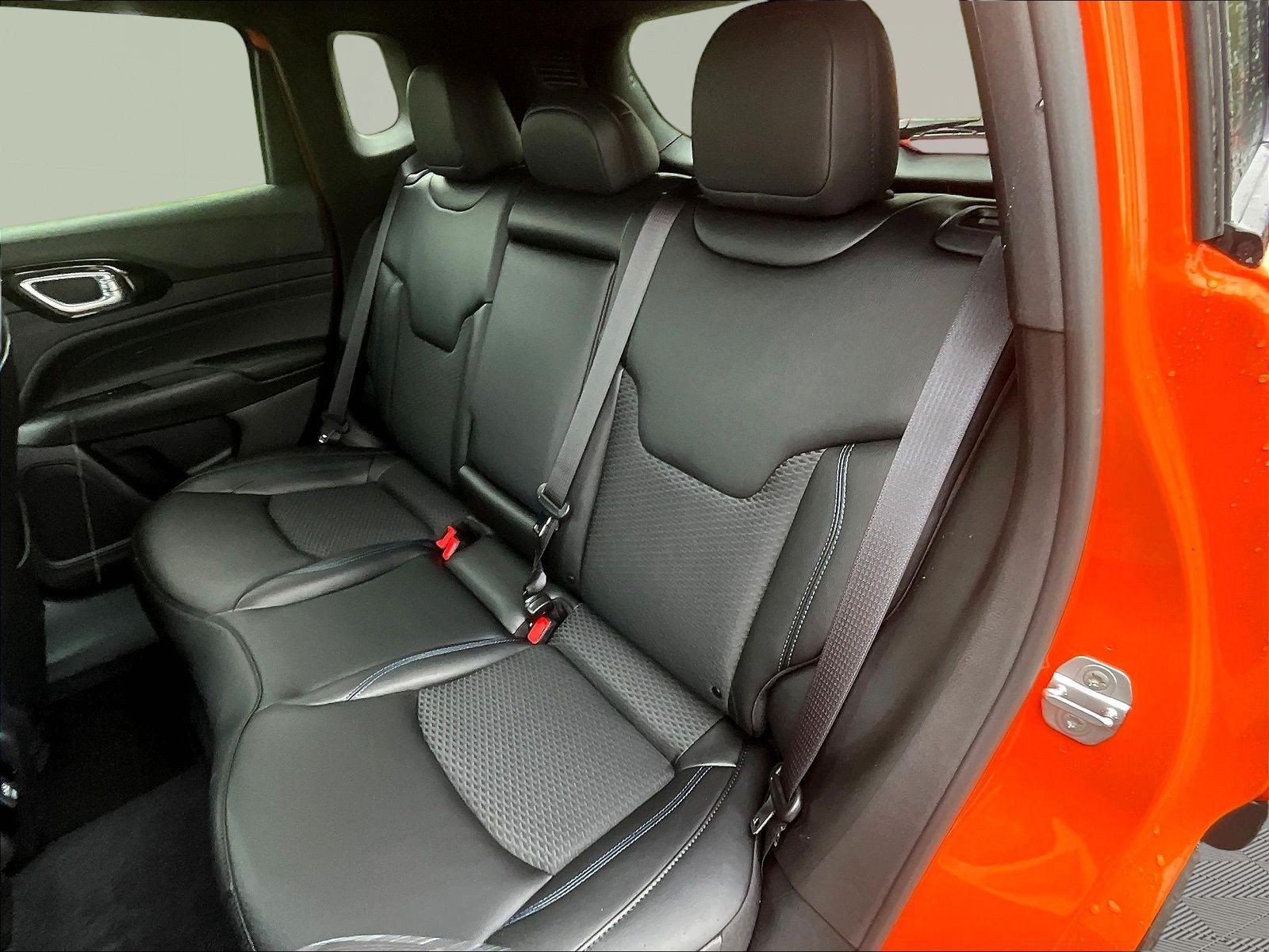 New 2026 Jeep Compass Latitude AWD/4WD image 17